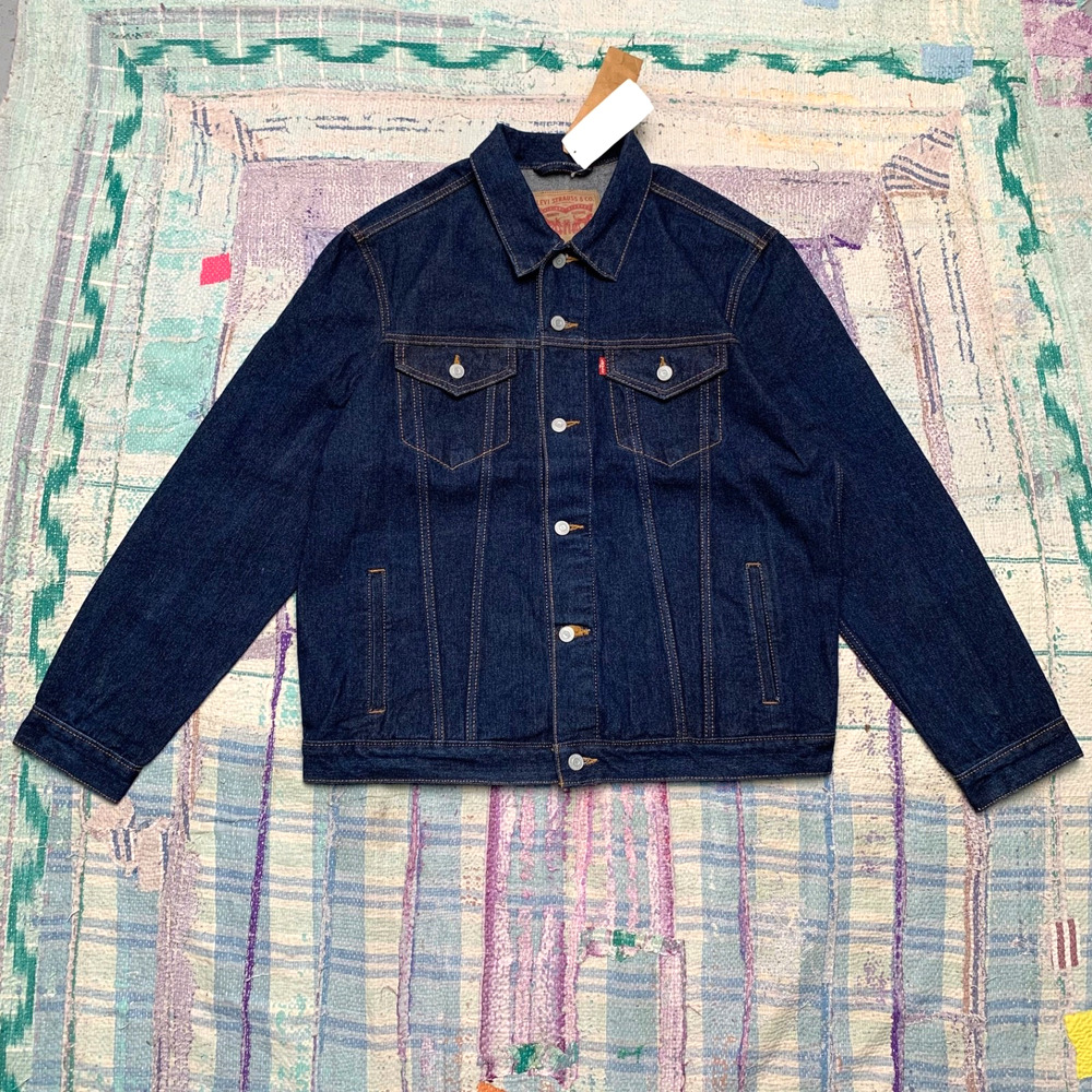 NWT Levi's Type III Trucker Jacket - Rinse/Navy Embroidered XL
